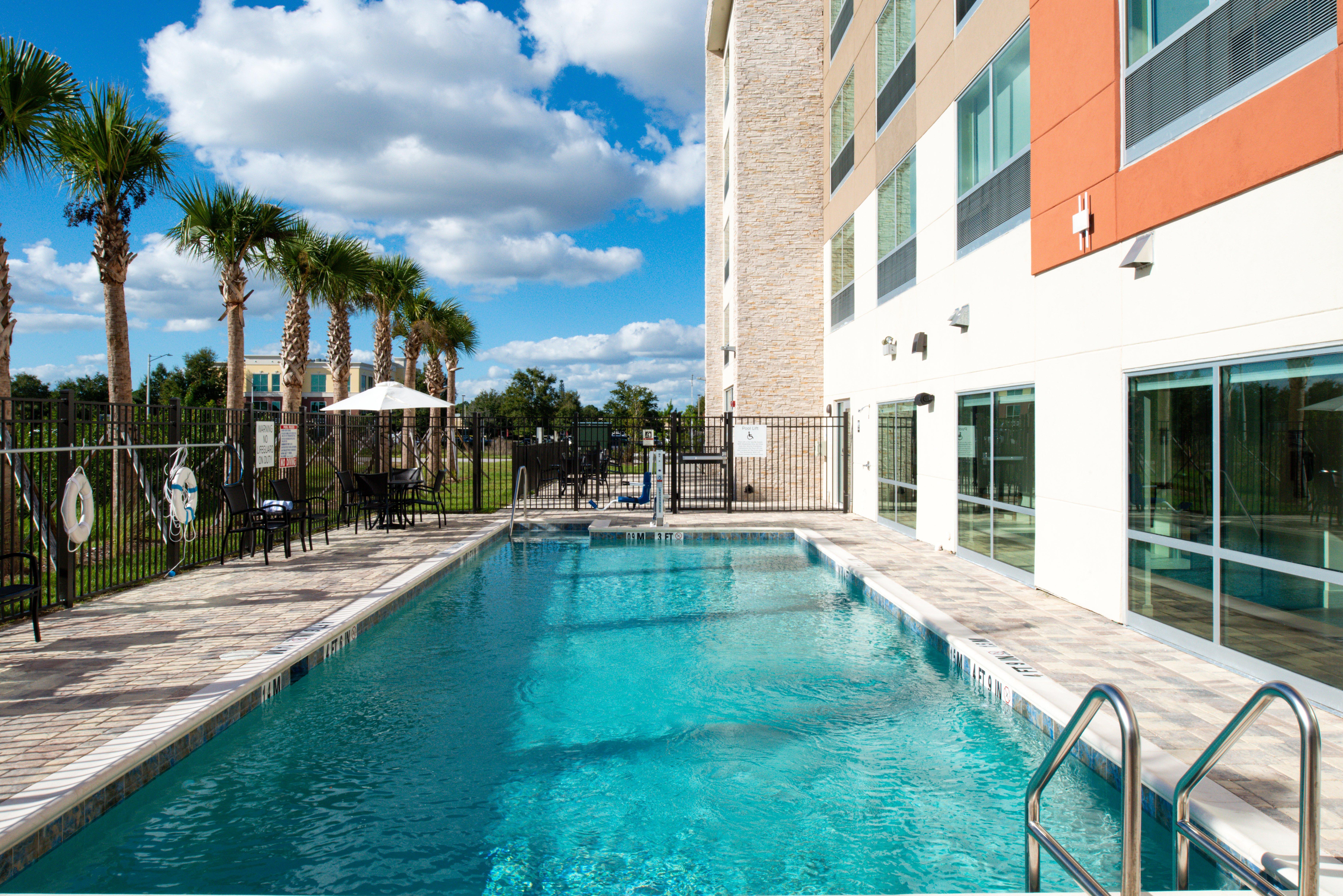 Holiday Inn Express Orlando - South Park By Ihg Williamsburg Zewnętrze zdjęcie